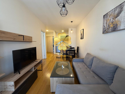 Cozy 1-Bedroom Apartment in Central Point, 45m2
