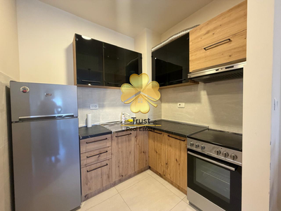 Cozy 1-Bedroom Apartment in Central Point, 45m2