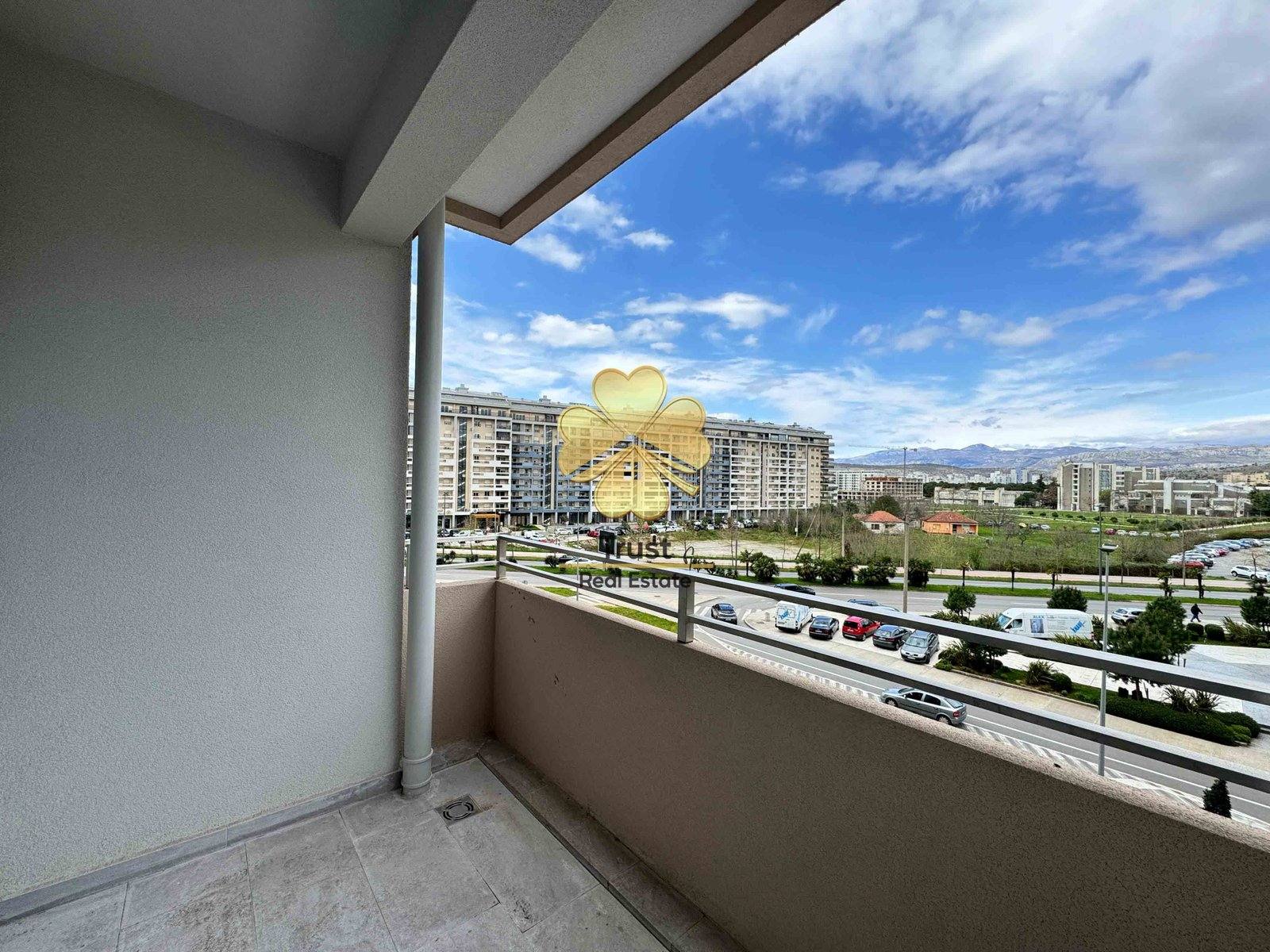 Jednosoban stan, Central Point, Podgorica, 49m2 — fotografija 11