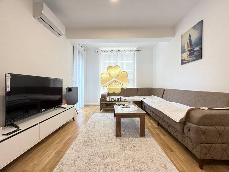 Dvosoban stan, 70m2, Stari Aerodrom, Podgorica
