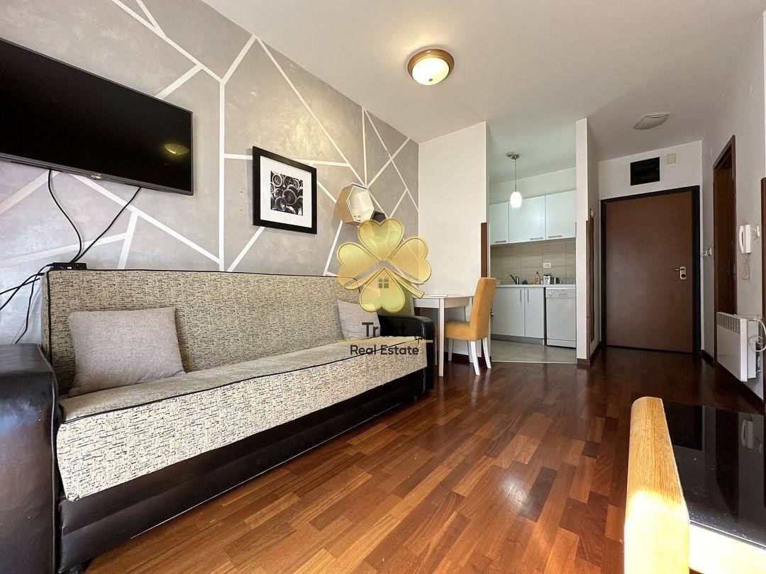 Garsonjera, City Kvart, Podgorica, 30m2 — fotografija 2