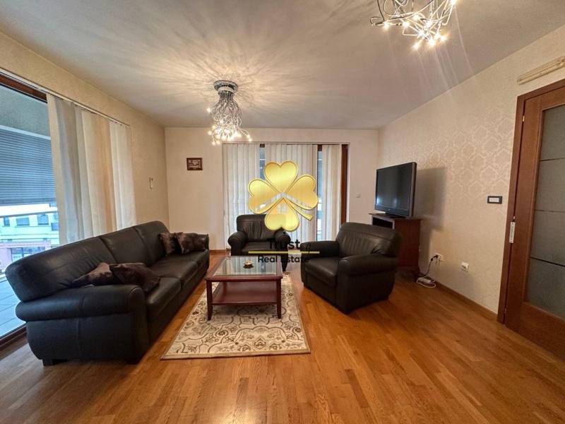 Trosoban stan, Toloska šuma, 121m2, Podgorica