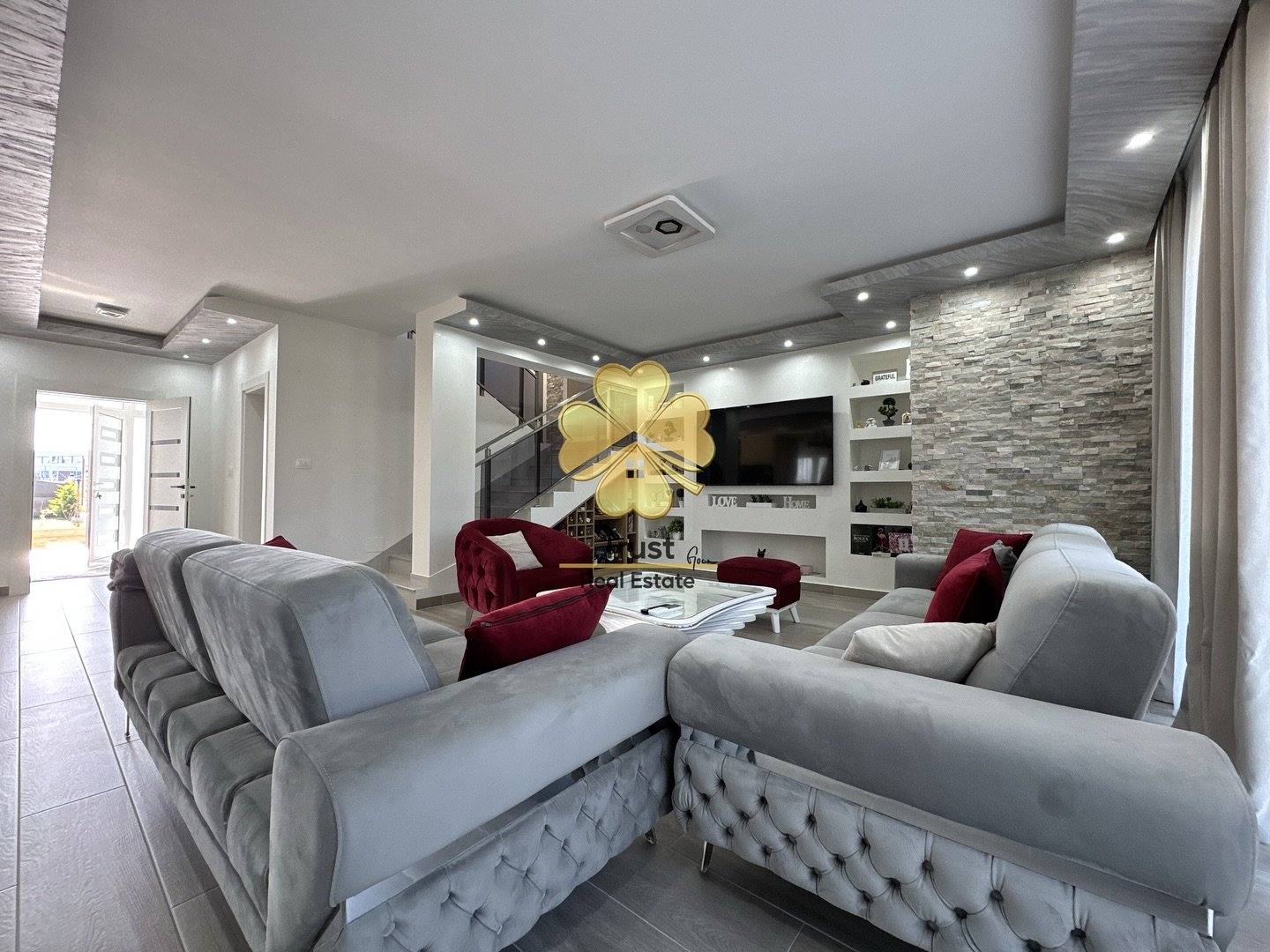 Kuca, Dajbabe, Podgorica, 230m2 — fotografija 20