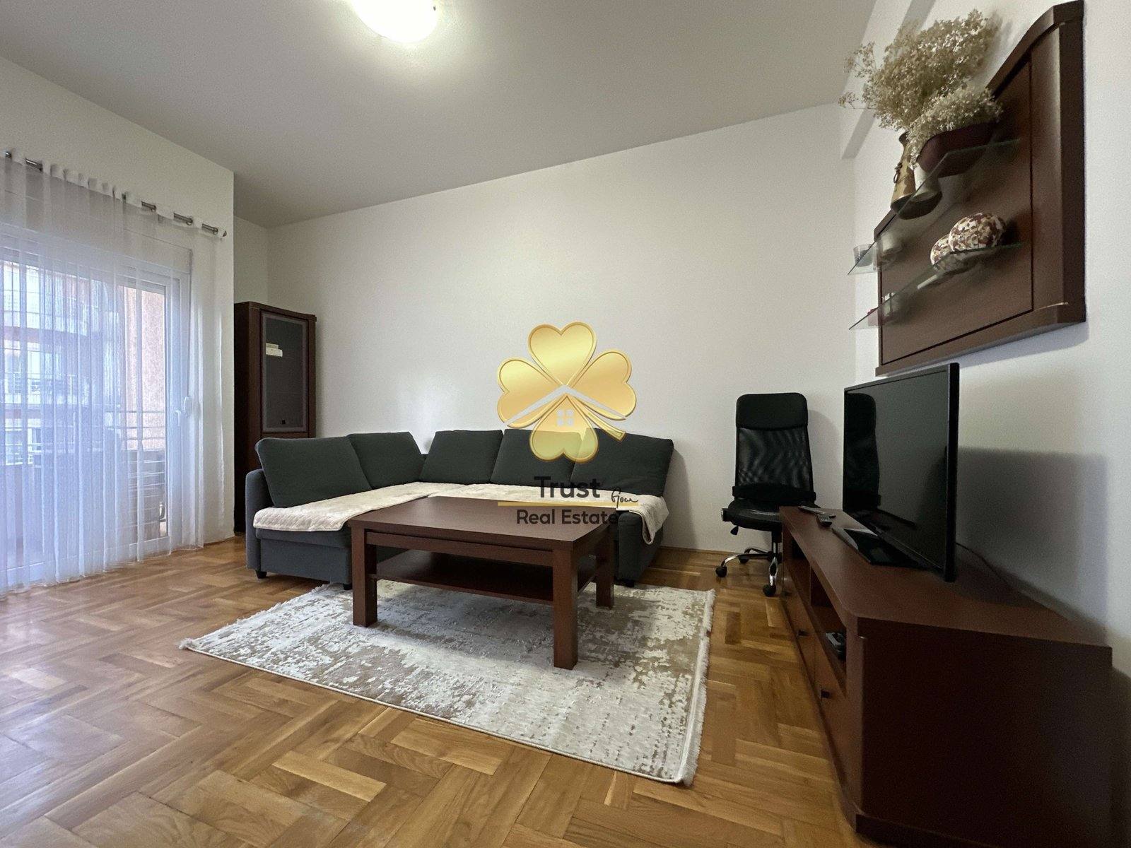 Dvosoban stan, Big Fashion, Podgorica,  60m2 — fotografija 2