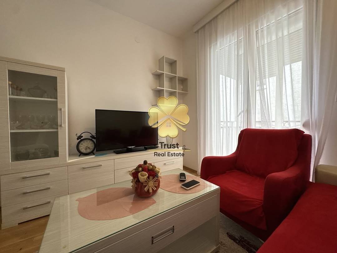 Jednosoban stan, Stari Aerodrom, Podgorica, 40m2 — fotografija 2