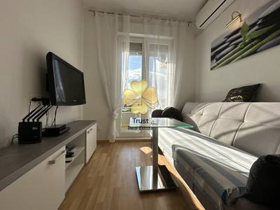 Apartment for rent in Stari Aerodrom, Podgorica — photo 1