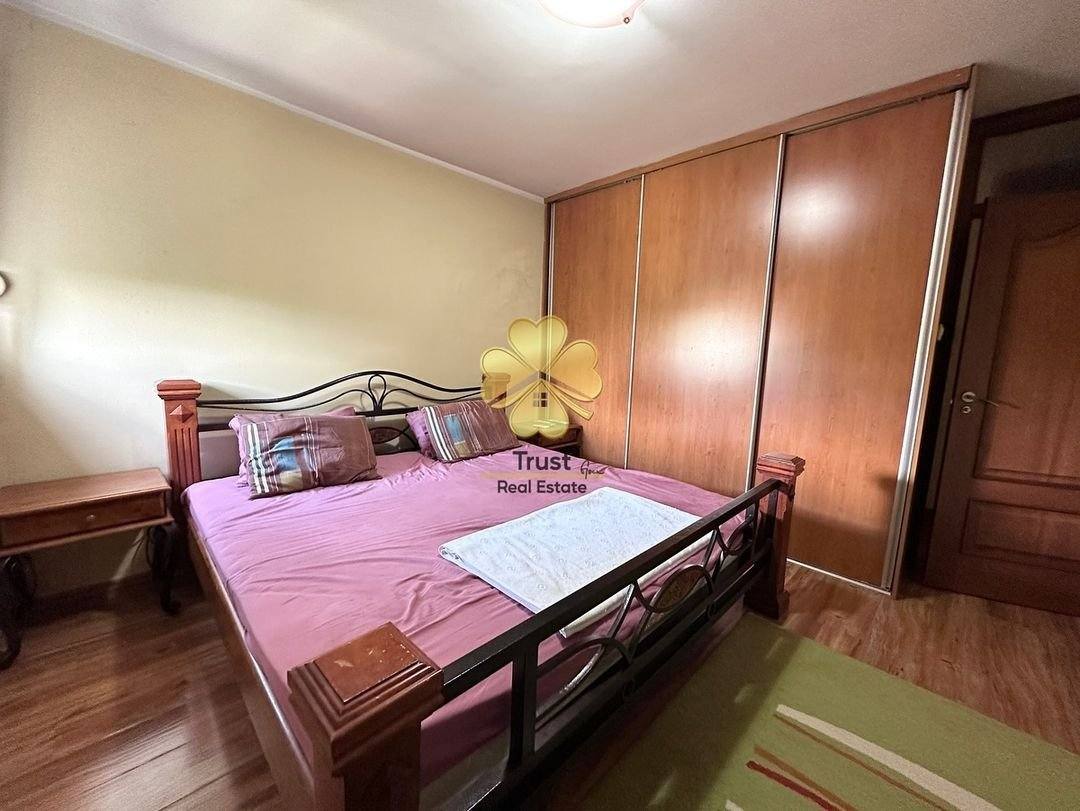 Trosoban stan, Blok 5, Podgorica, 90m2 — fotografija 11