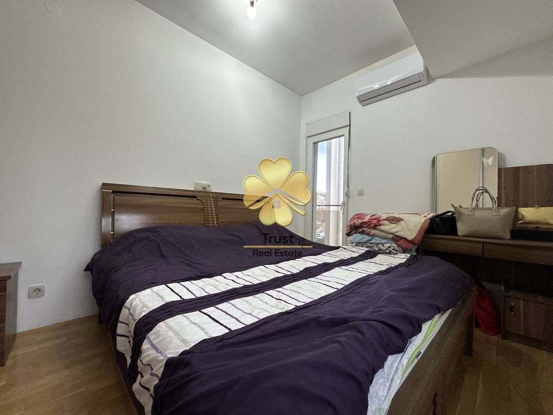 Trosoban stan, Blok 9, Podgorica, 95m2 — fotografija 16