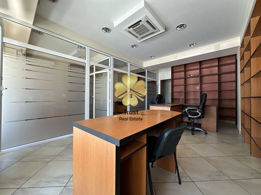 Poslovni prostor, City Kvart, Podgorica, 50m2 — fotografija 1