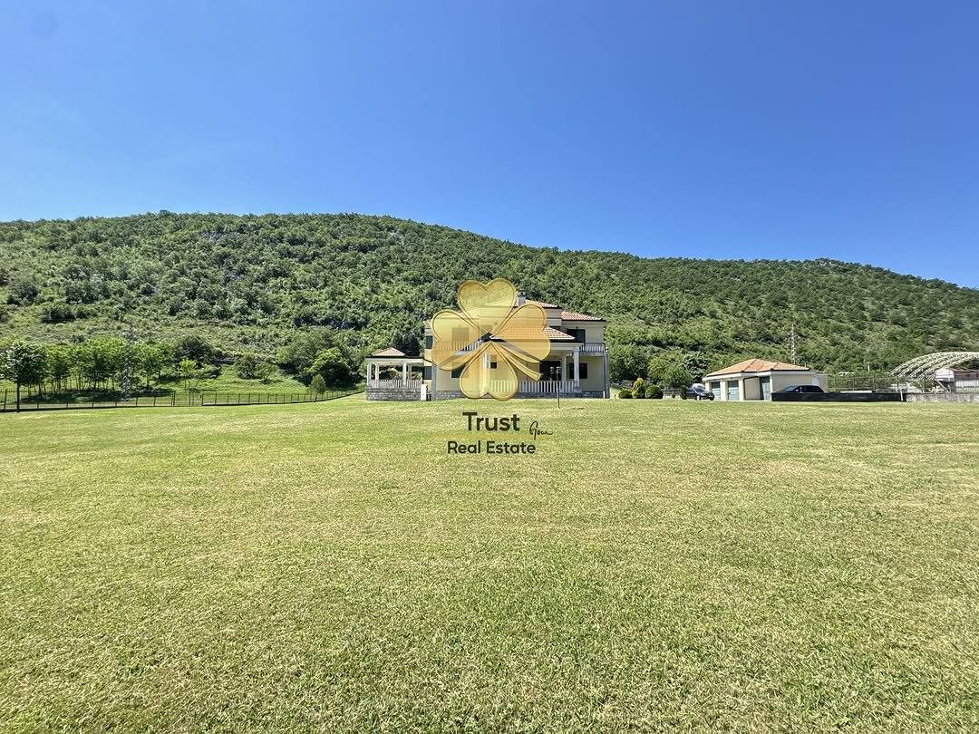 Na prodaju vila, 600m2,Velje Brdo , Podgorica — fotografija 3