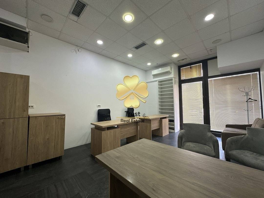 Poslovni prostor, Dalmatinska, Podgorica, 62m2 — fotografija 2