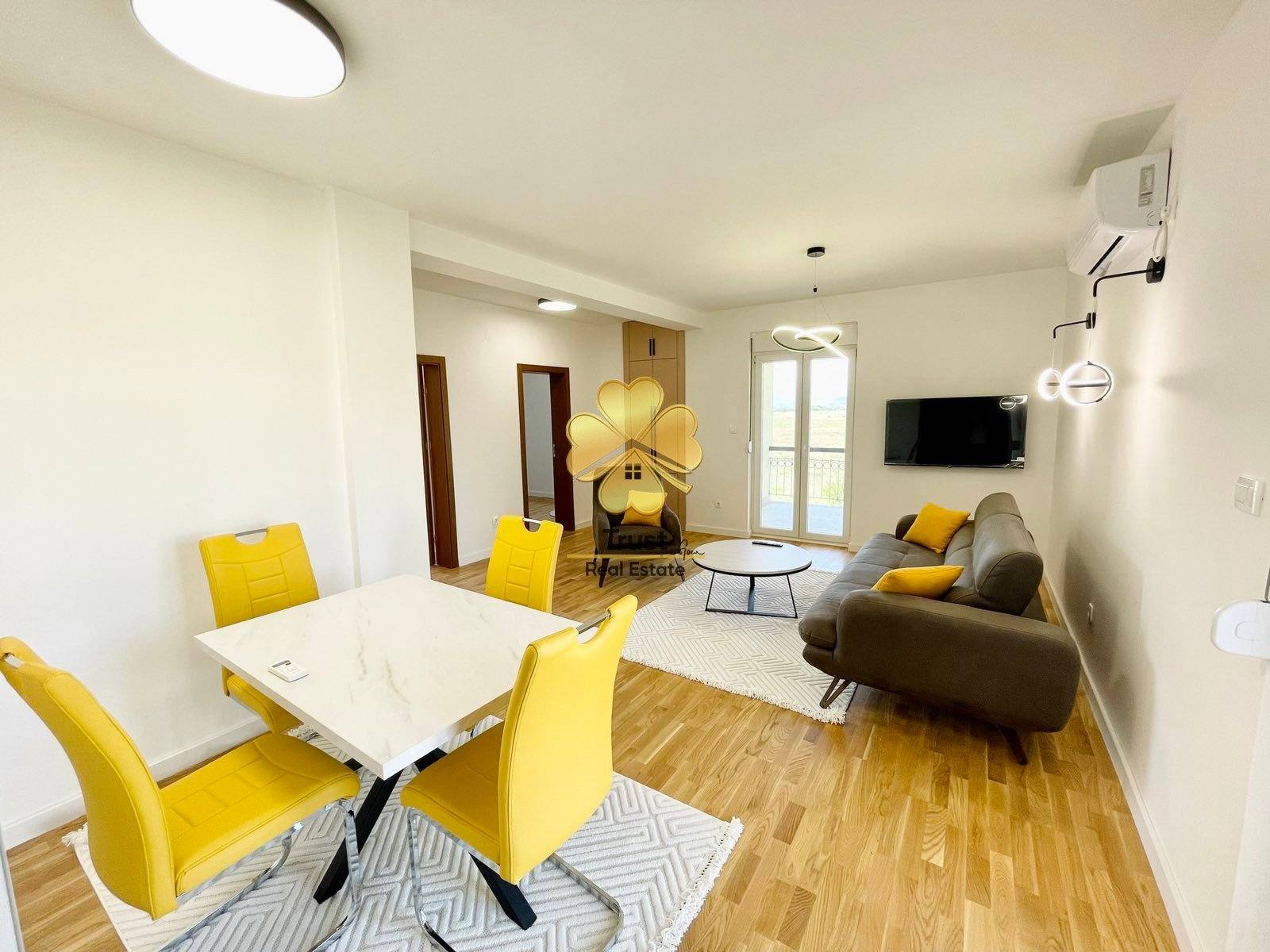 Dvosoban stan iza City Kvarta, Podgorica, 80m2 — fotografija 2