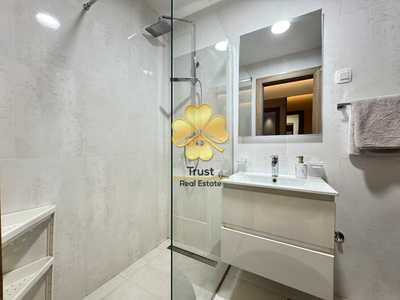 Master Kvart 1-Bedroom Apartment, 50m²