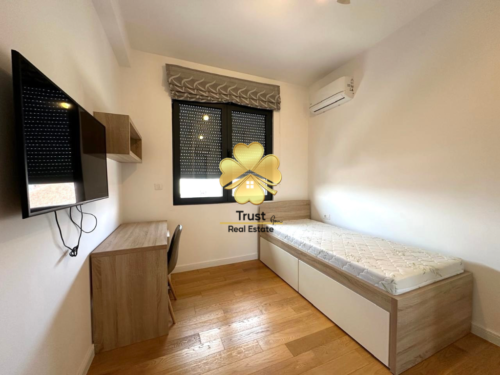 Trosoban stan, 95m2, City kvart, Podgorica — fotografija 16