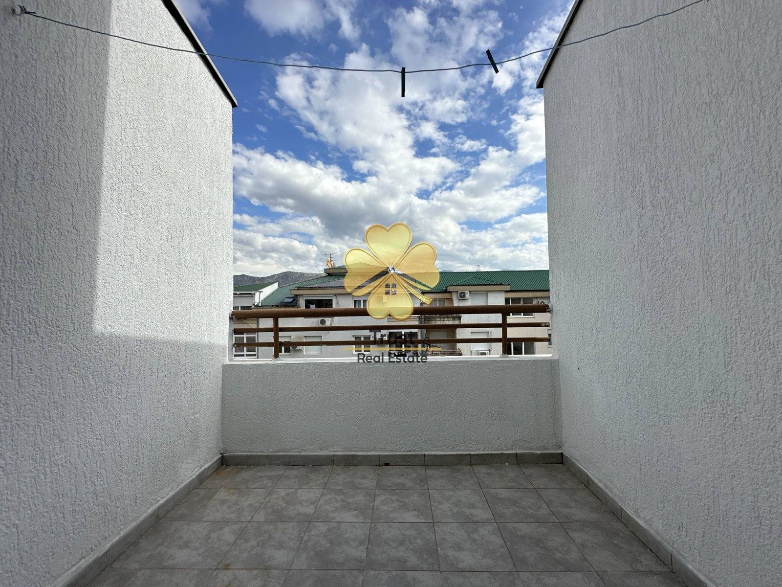 Trosoban duplex stan, City kej, Podgorica, 126m2 — fotografija 23