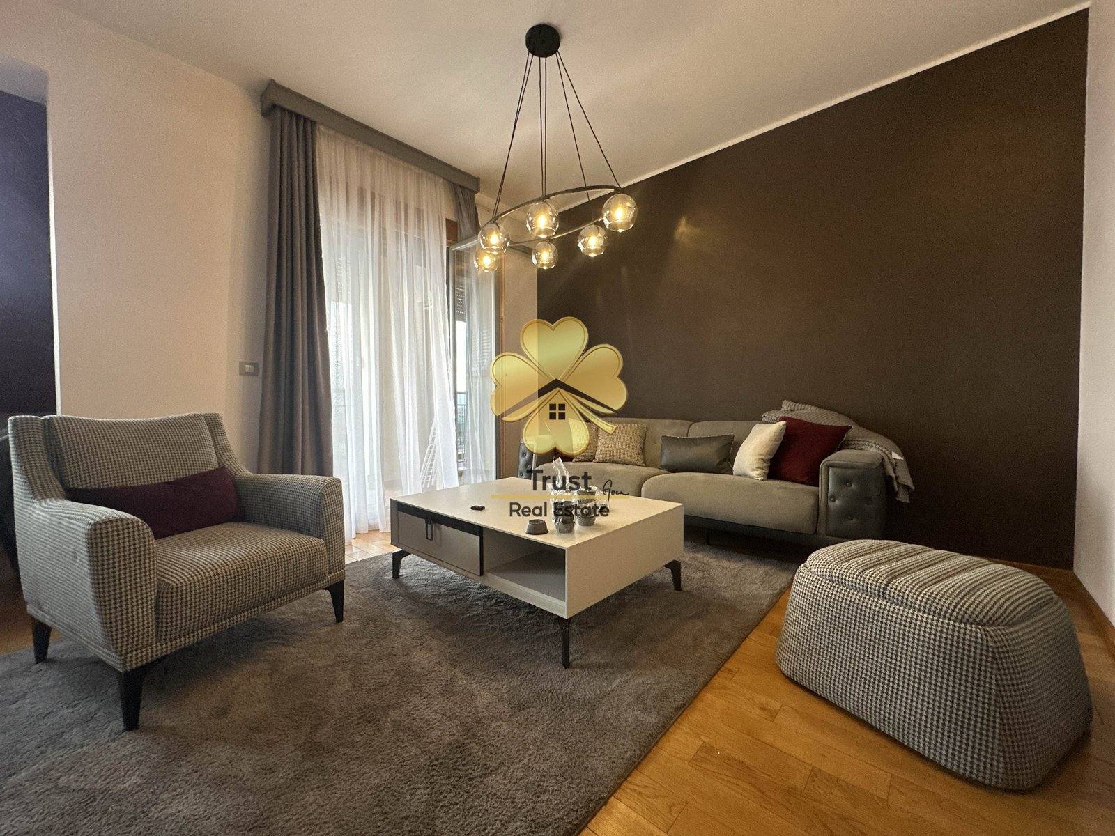 Dvosoban duplex stan, Krivi most, Podgorica, 125m2 — fotografija 1