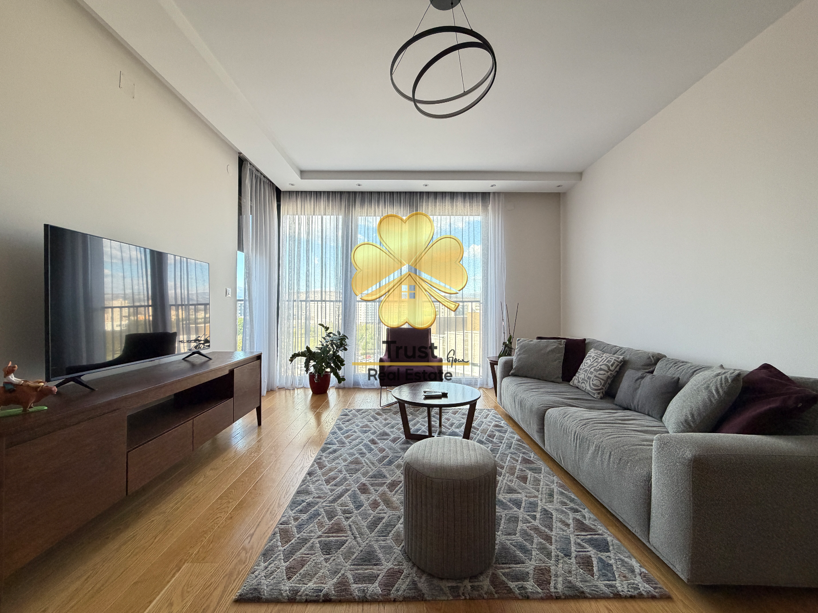 Luxury 1-Bed Apartment, Linea, 57m2 — photo 1