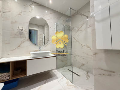 Luxury 1-Bed Apartment, Linea, 57m2