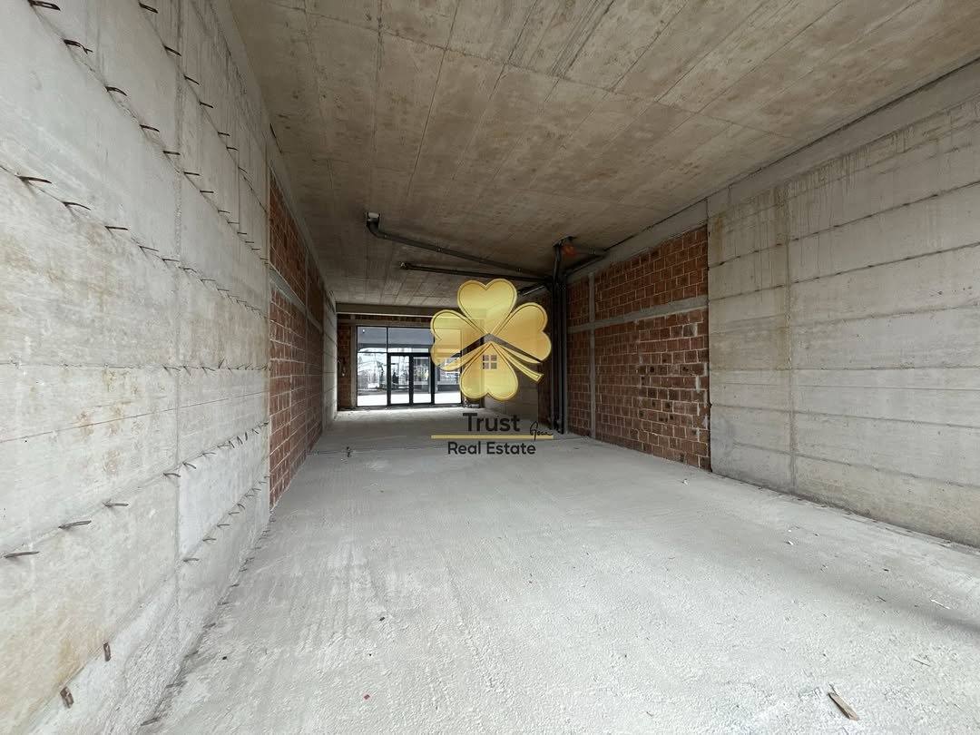 Poslovni prostor, 100m2, Stari Aerodrom, Podgorica — fotografija 2