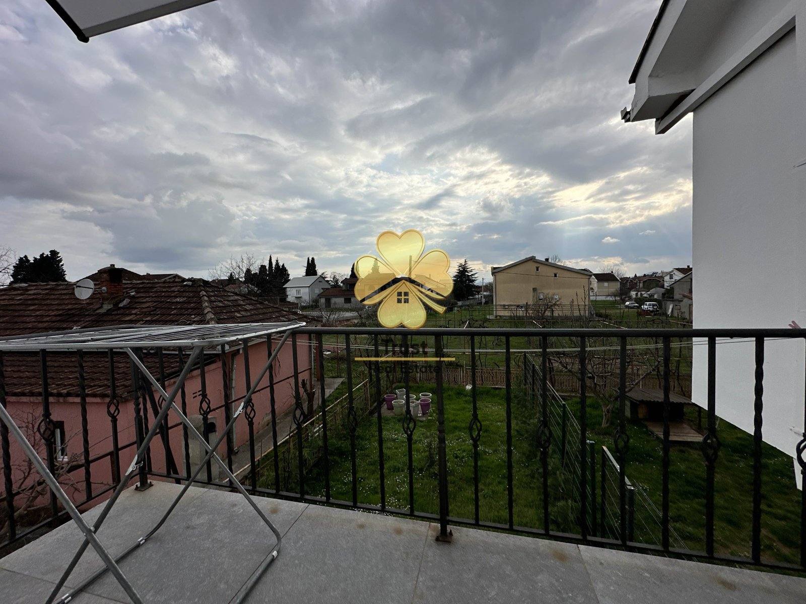 Trosobna kuća, Masline, Podgorica, 150m2 — fotografija 16
