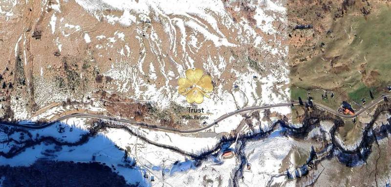 Gradjevinsko zemljiste uz magistralni put Kolasin - Berane, 9300m2