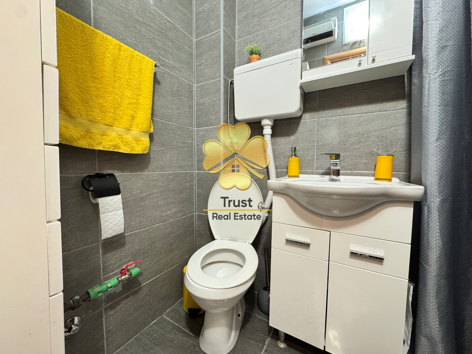 One-Bedroom Apartment Adok, Budva, 34m2 — photo 14
