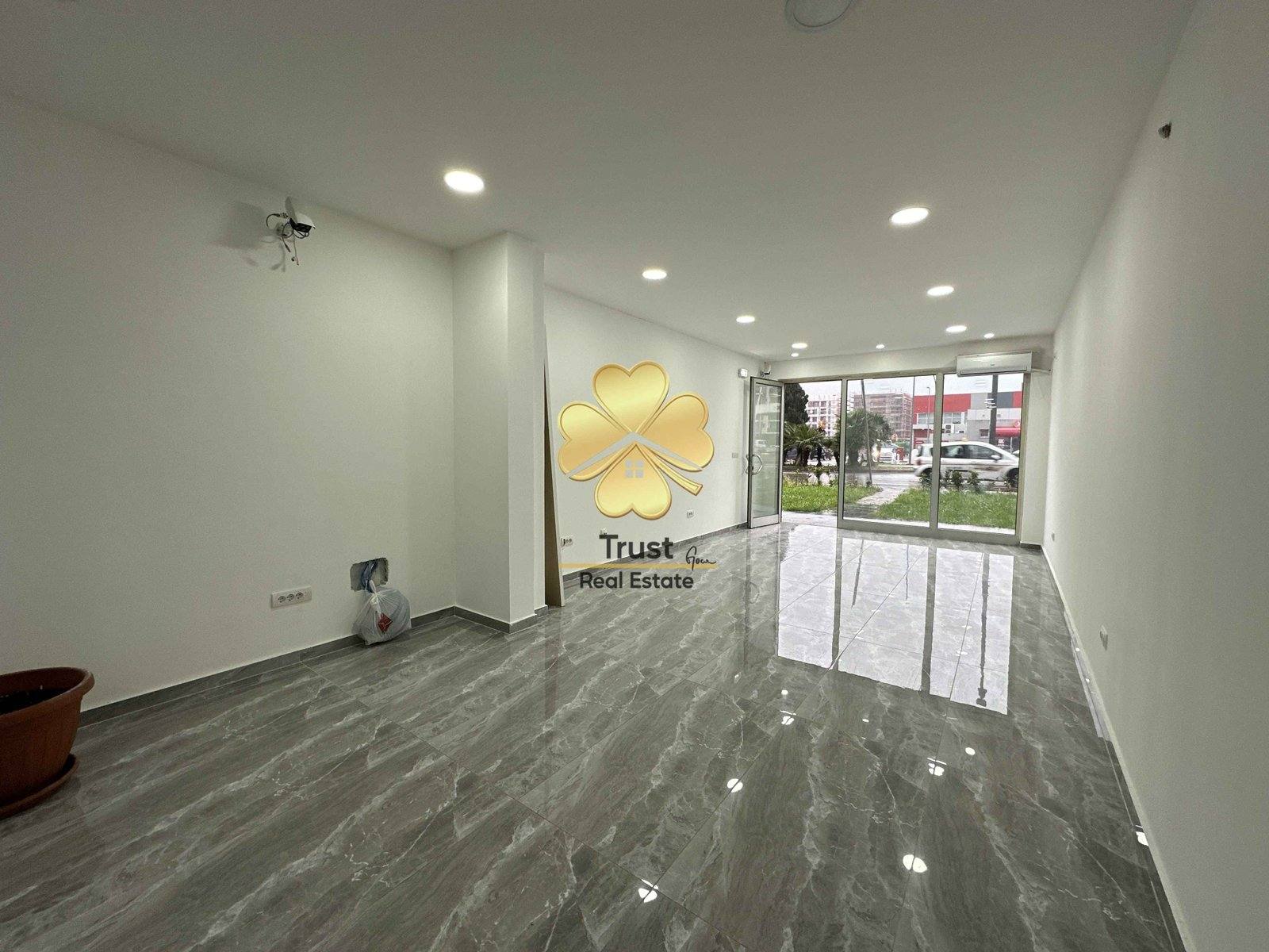 Poslovni prostor, Podgorica, 150m2 — fotografija 2