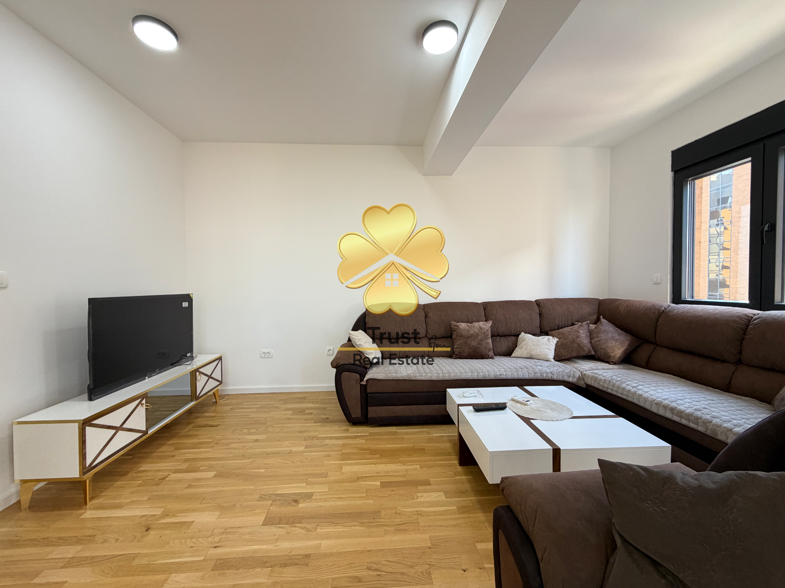 One-Bedroom Apartment for Rent in Dadi plaza, 50m2 — photo 2