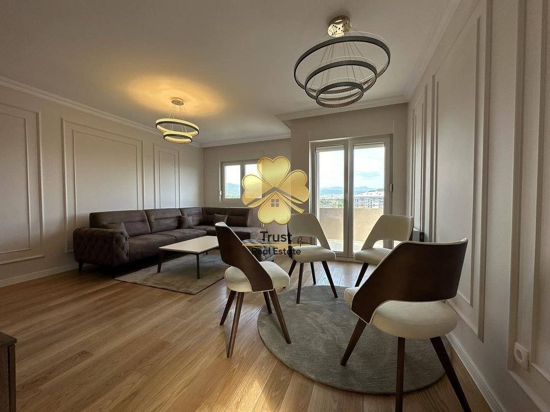 LUX Dvosoban stan, Central Point, Podgorica, 72m2 — fotografija 1