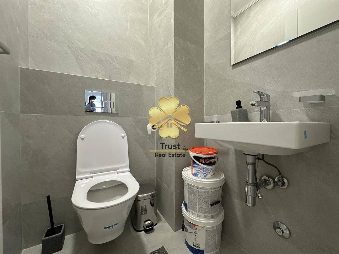 LUX Dvosoban stan, Central Point, Podgorica, 72m2 — fotografija 13
