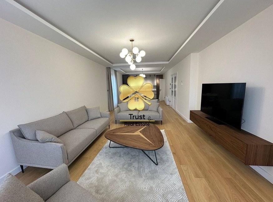 Trosoban stan, Gorica C, Podgorica, 120m2 — fotografija 1