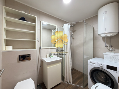 Apartment for Rent: Pobrezje, 45m2 near Hotel Signum