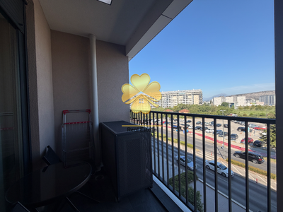 Modern 1-Bedroom Apartment in Linea, 57m2