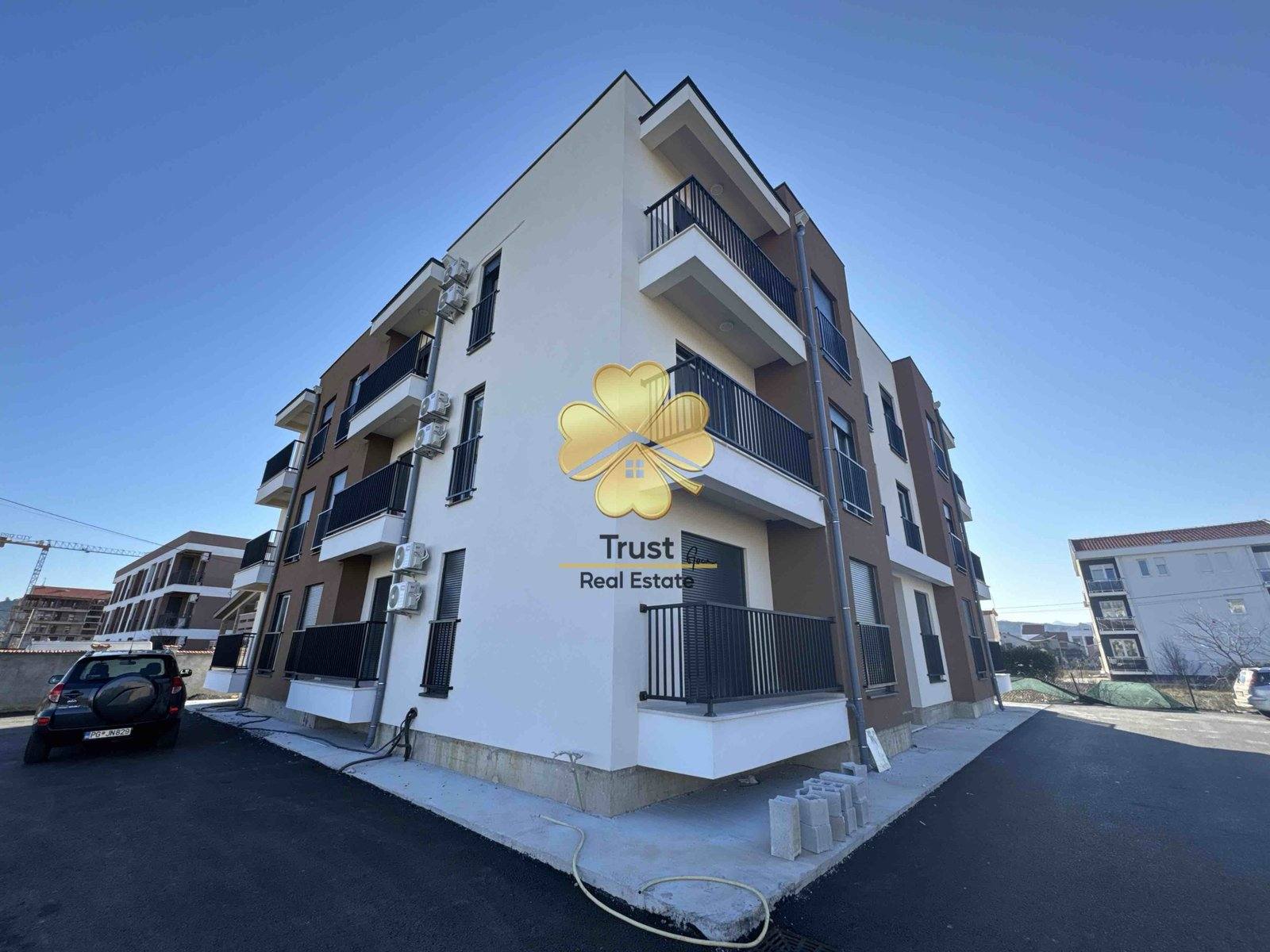 Dvosoban stan , 60m2, Titeks, Podgorica — fotografija 1