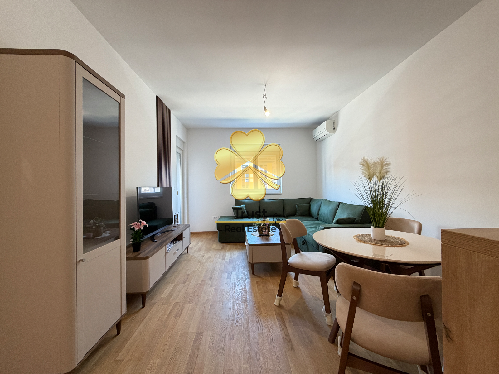 Stari Aerodrom Stan 50m² - Novogradnja, Garaža — fotografija 2