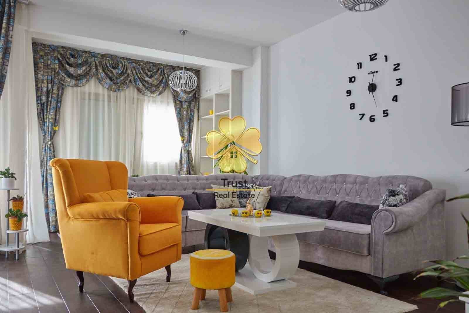 Trosoban stan, Vezirov most 106m2, Podgorica — fotografija 1