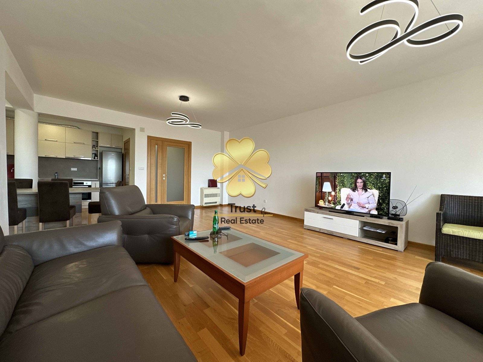 Dvosoban stan, Gorica C, Podgorica, 90m2 — fotografija 2