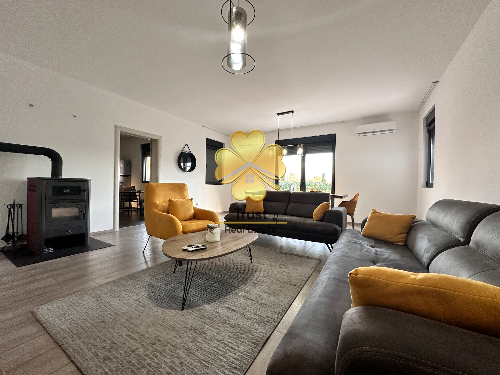 House for Rent in Tološi - 180m2 — photo 1