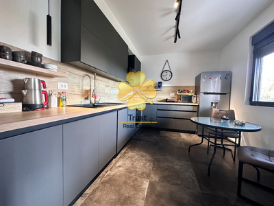 House for Rent in Tološi - 180m2