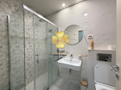 Modern 1-Bedroom Apartment for Rent in Central Point, 50m2