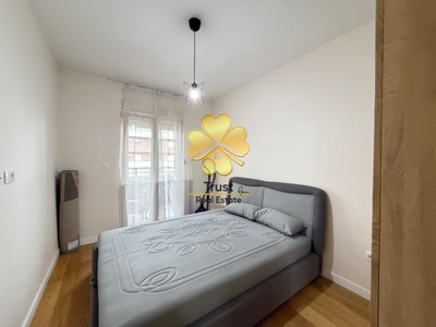 Modern 1-Bedroom Apartment for Rent in Central Point, 50m2