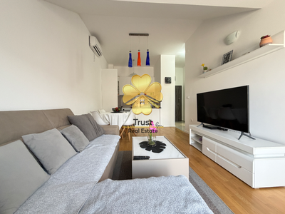 One-Bedroom Apartment, Titeks, 0m2