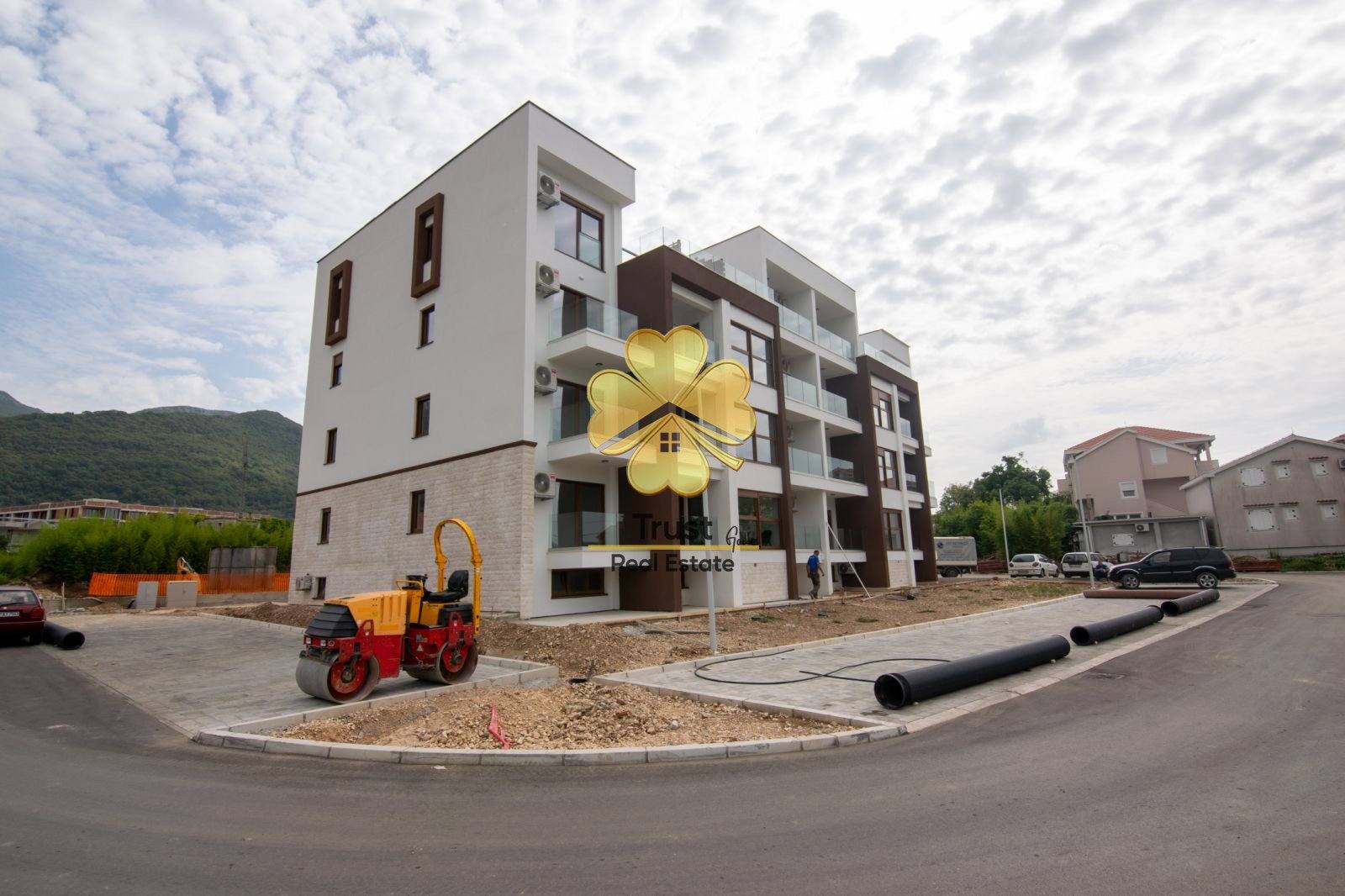 Dvosoban stan sa pogledom na more, Seljanovo, Tivat, 72m2 — fotografija 2