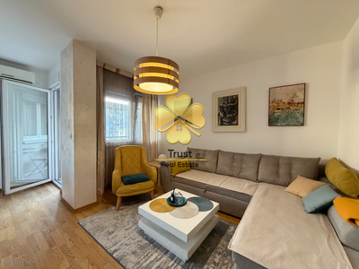 One-Bedroom Apartment in Blok 9, 50 m2