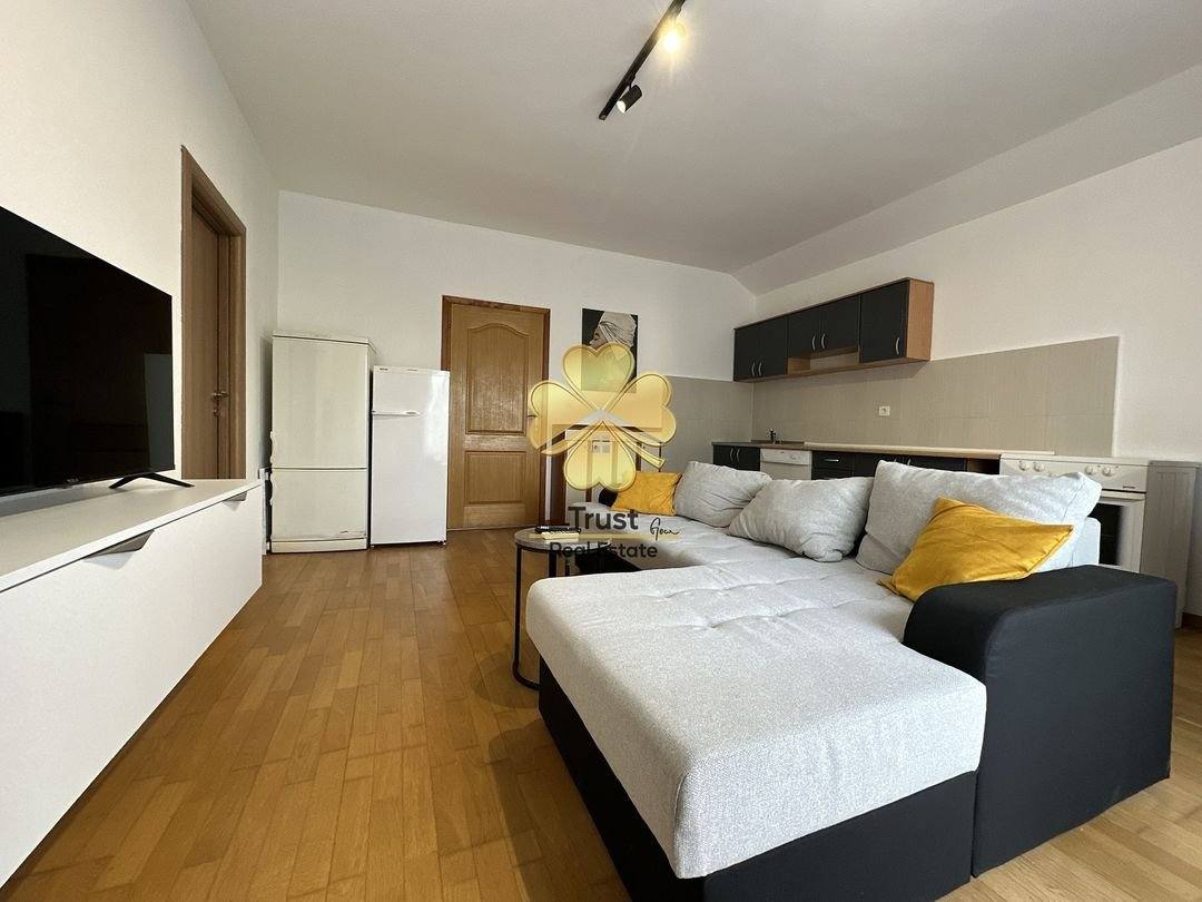 Dvosoban stan, Zagoric, Podgorica, 60m2 — fotografija 2