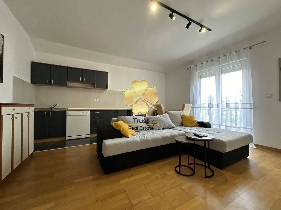 Dvosoban stan, Zagoric, Podgorica, 60m2 — fotografija 13