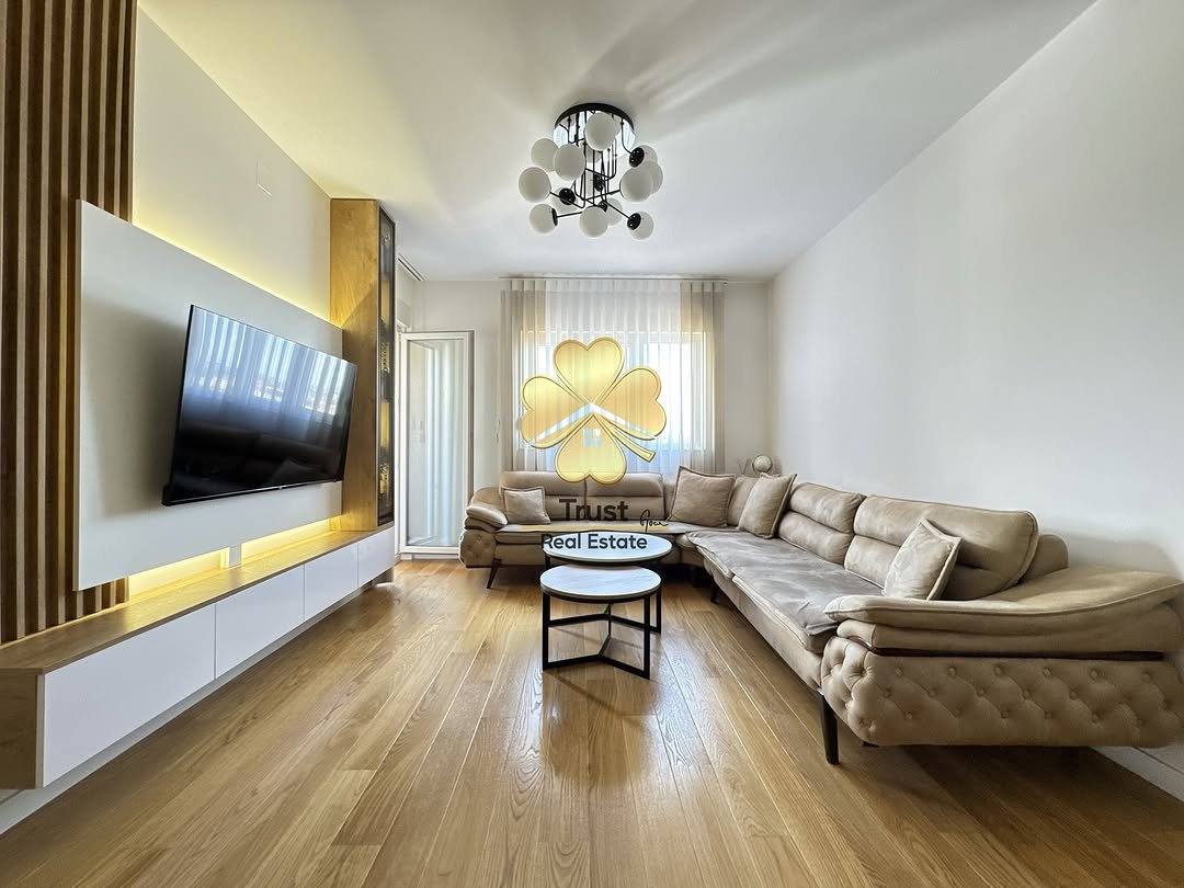 Dvosoban stan, 75m2, Central Point, Podgorica — fotografija 1