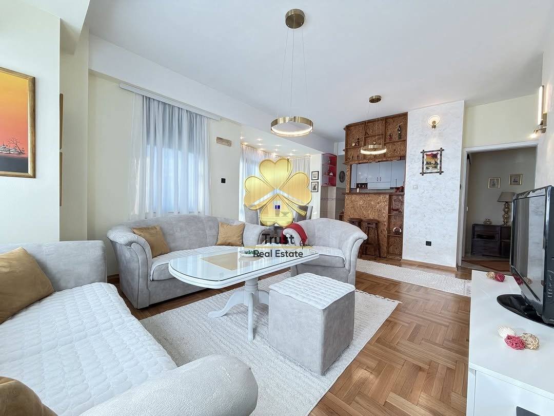 Dvosoban stan, 76m2, Centar, Podgorica — fotografija 2