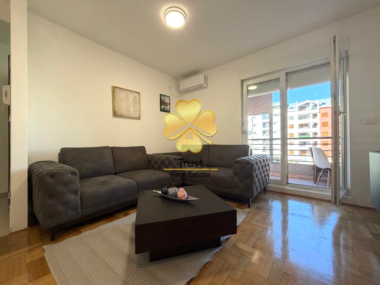 Cozy 1-Bedroom Apartment in Stari Aerodrom, 50m2 — photo 2