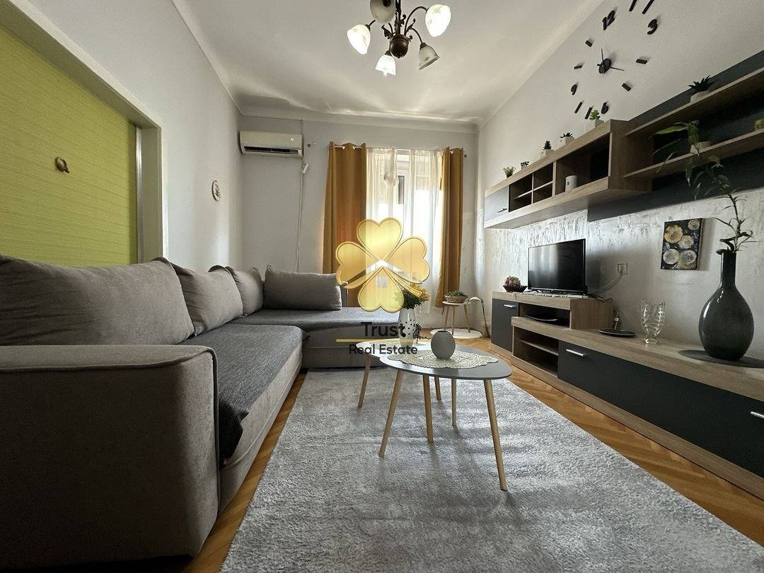 Jednosoban stan, Centar, Podgorica, 64m2 — fotografija 1
